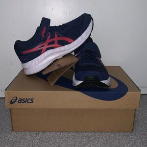Brand new Asics shoes for kids! Size 1